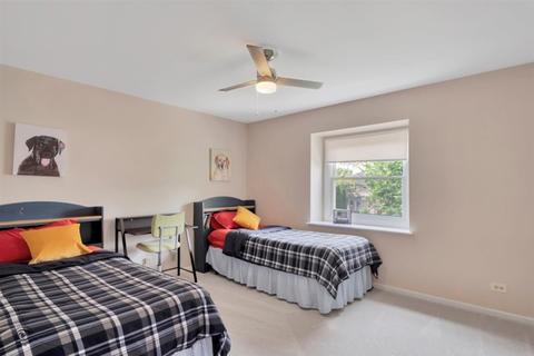 3836 Celeste Ln, Naperville, IL 60564 photo 27