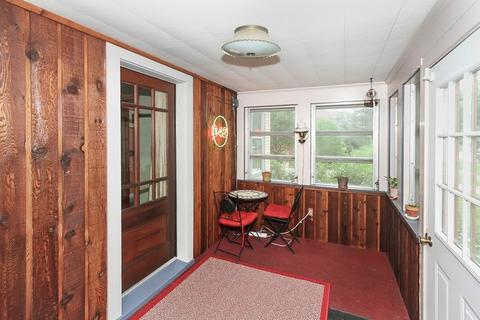 342 Perry St, Elgin, IL 60123 photo 2