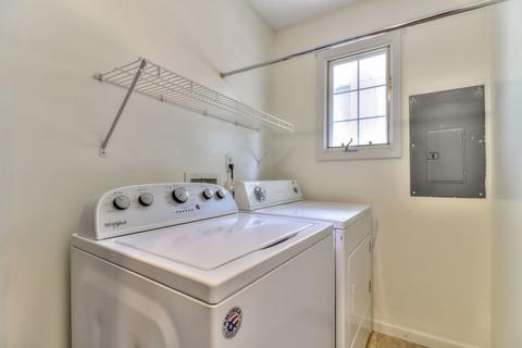 1503 Devonshire Ct, Champaign, IL 61821 photo 23