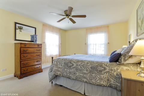 1300 E Thayer St, Mount Prospect, IL 60056 photo 9