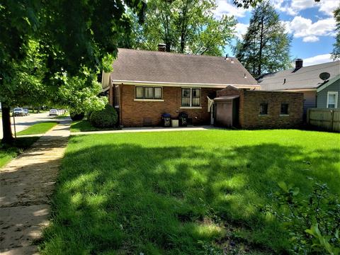 1406 E Jackson St, Bloomington, IL 61701 photo 3