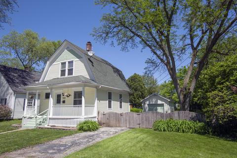 939 Saint John St, Elgin, IL 60120 photo 2