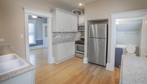 939 Saint John St, Elgin, IL 60120 photo 7