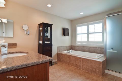 5485 Nicholson Dr, Hoffman Estates, IL 60192 photo 13