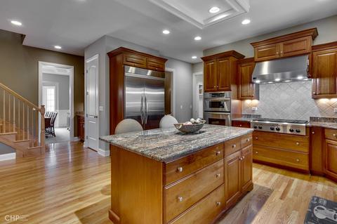 2 S307 Center Ave, Wheaton, IL 60189 photo 7