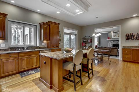 2 S307 Center Ave, Wheaton, IL 60189 photo 9