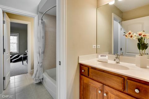2 S307 Center Ave, Wheaton, IL 60189 photo 22