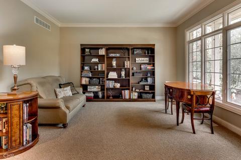 2 S307 Center Ave, Wheaton, IL 60189 photo 4