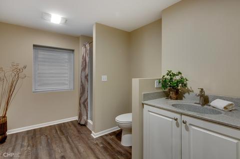 2 S307 Center Ave, Wheaton, IL 60189 photo 32