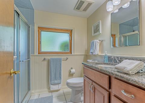 805 E Golfview Dr, Mount Prospect, IL 60056 photo 14