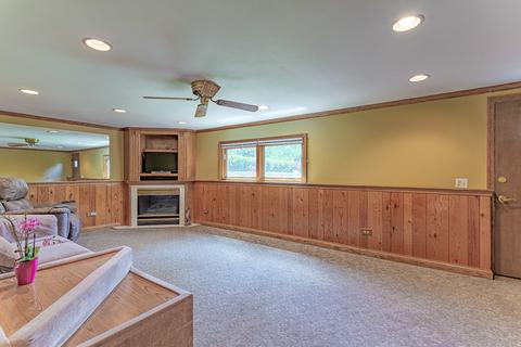805 E Golfview Dr, Mount Prospect, IL 60056 photo 16
