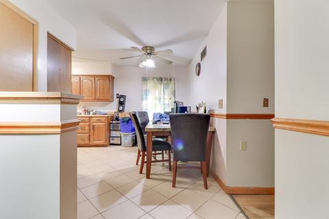 1004 N Maple St, Normal, IL 61761 photo 5