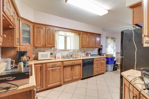 1004 N Maple St, Normal, IL 61761 photo 9