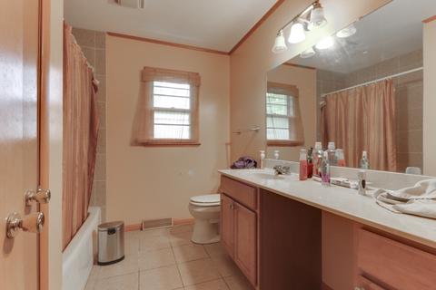 1004 N Maple St, Normal, IL 61761 photo 10
