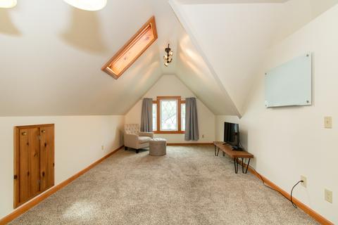320 E Locust St, Bloomington, IL 61701 photo 42
