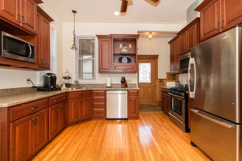 320 E Locust St, Bloomington, IL 61701 photo 20