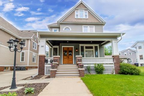 320 E Locust St, Bloomington, IL 61701 photo 1
