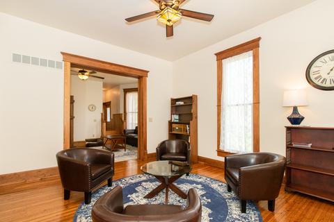 320 E Locust St, Bloomington, IL 61701 photo 6
