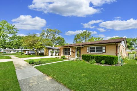 940 Pebble Dr, Wheeling, IL 60090 photo 2