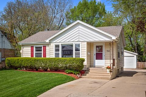 714 Chestnut St, Deerfield, IL 60015 photo 1