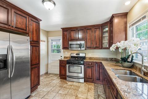714 Chestnut St, Deerfield, IL 60015 photo 9