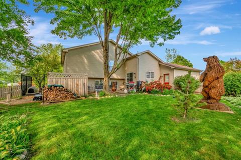 1707 Waterman Dr, Plainfield, IL 60586 photo 2