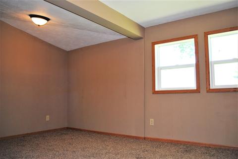 509 E Fifer St, Colfax, IL 61728 photo 11