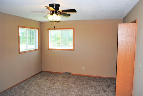 509 E Fifer St, Colfax, IL 61728 photo 12