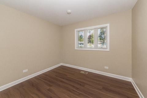 630 Milton Ln, Hoffman Estates, IL 60169 photo 20