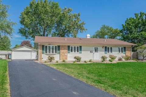 630 Milton Ln, Hoffman Estates, IL 60169 photo 2