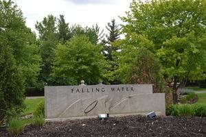 9450 Falling Waters East Rd, Burr Ridge, IL 60527 photo 3