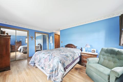 1105 E Ardyce Ln, Mount Prospect, IL 60056 photo 24
