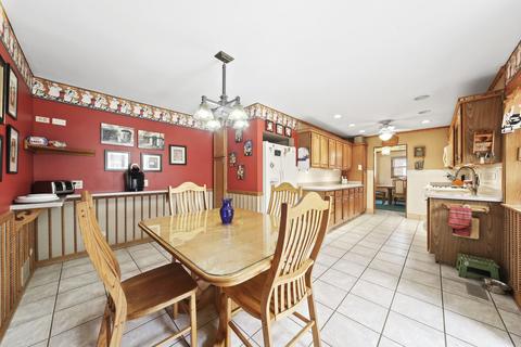 1105 E Ardyce Ln, Mount Prospect, IL 60056 photo 17