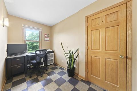 1105 E Ardyce Ln, Mount Prospect, IL 60056 photo 15