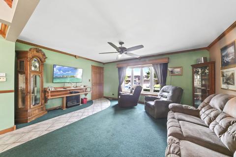 1105 E Ardyce Ln, Mount Prospect, IL 60056 photo 22