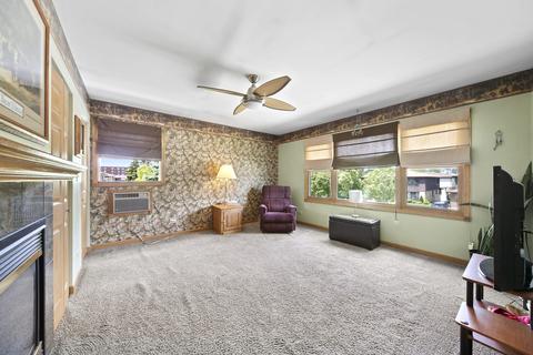 1105 E Ardyce Ln, Mount Prospect, IL 60056 photo 9