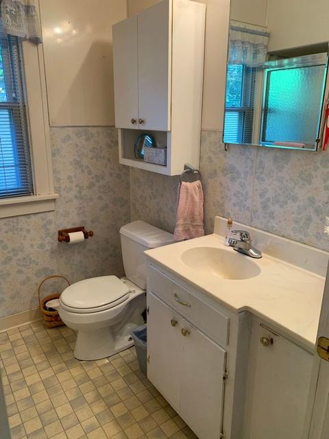 1417 W Stover St W, Freeport, IL 61032 photo 16