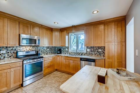 1921 E Pawnee Ln, Mount Prospect, IL 60056 photo 9