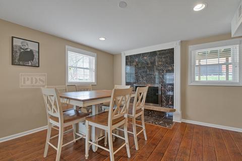 526 Maple Ln, Darien, IL 60561 photo 28