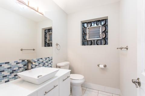 700 Marcella Rd, Des Plaines, IL 60016 photo 14