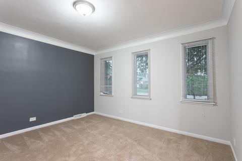 700 Marcella Rd, Des Plaines, IL 60016 photo 8