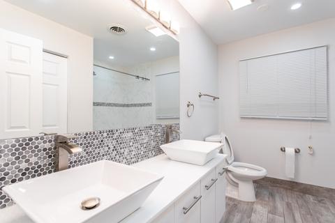 700 Marcella Rd, Des Plaines, IL 60016 photo 28