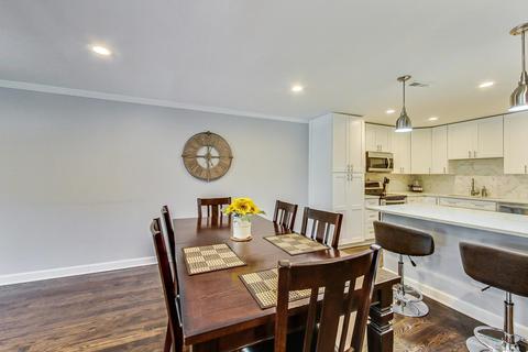 2425 Central St #4B, Evanston, IL 60201 photo 12