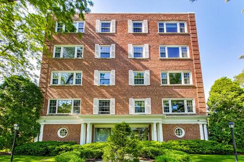 2425 Central St #4B, Evanston, IL 60201 photo 2