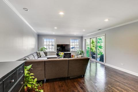 2425 Central St #4B, Evanston, IL 60201 photo 4