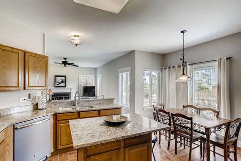 241 Moorehead Dr, Bartlett, IL 60103 photo 6