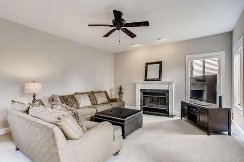 241 Moorehead Dr, Bartlett, IL 60103 photo 8