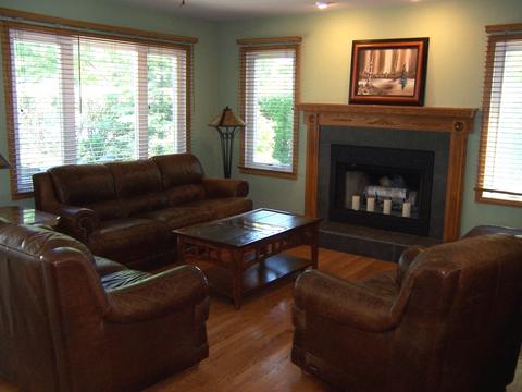 1500 Creekside Dr, Hoffman Estates, IL 60169 photo 10