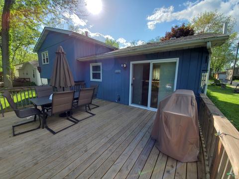 11 Sunshine Ave, Third Lake, IL 60030 photo 2