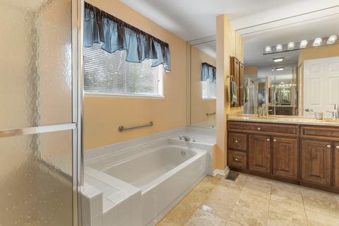 672 White Oak Ln, Bartlett, IL 60103 photo 15